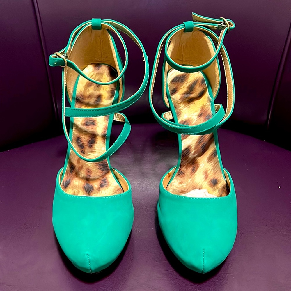 Women’s Size 10 Peacock Blue Platform, Strappy, Heels